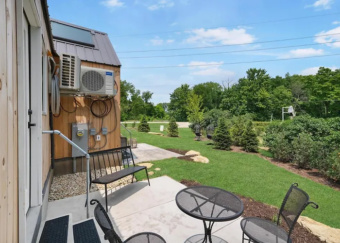 Bunkies- The Hold Holiday home Ottawa